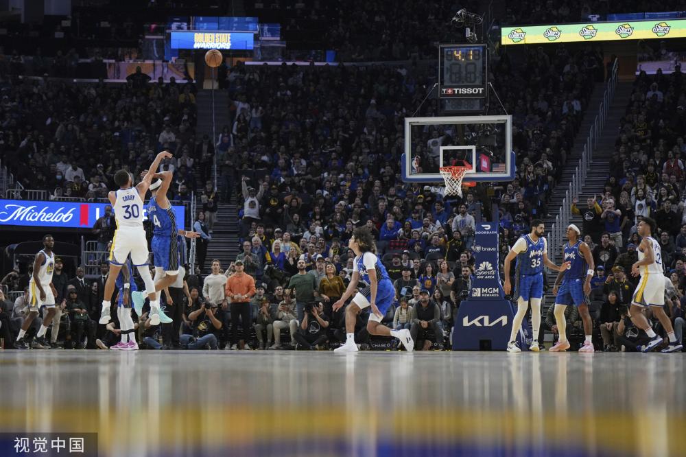 成防守反击 成防守反击