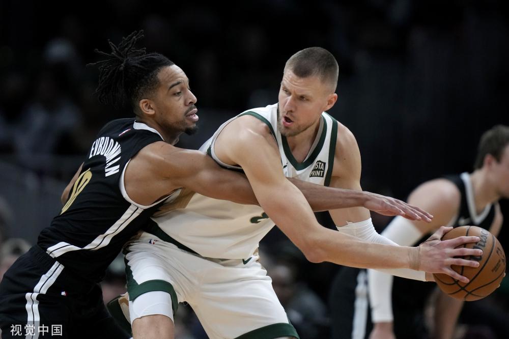 对足球俱乐 对足球俱乐